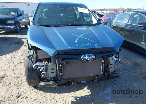 2022 Subaru Forester z USA, uszkodzony, nr VIN JF2SKAAC7NH508008